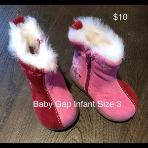 Baby Gap Boots NWT Size 3 $10 + S&H
